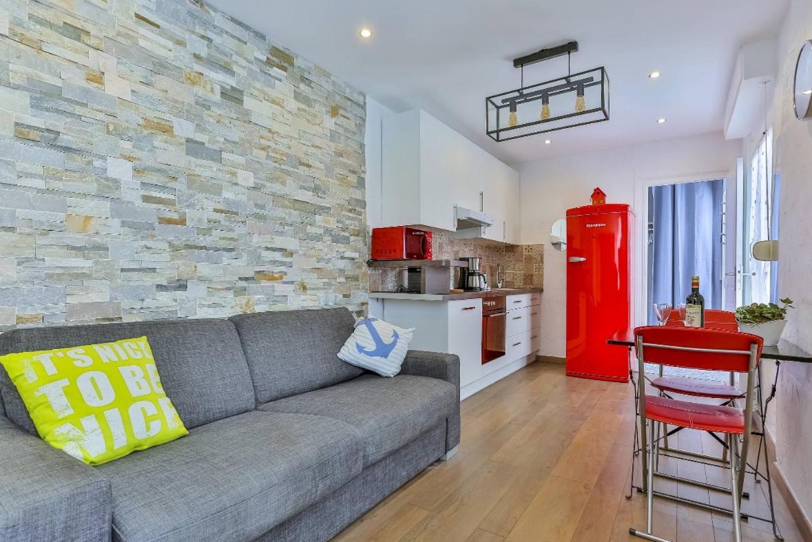Apartment Le Refuge Avec Terrasse Et Jardin, En Plein Centre-ville, Gare 5 Minutes A Pieds