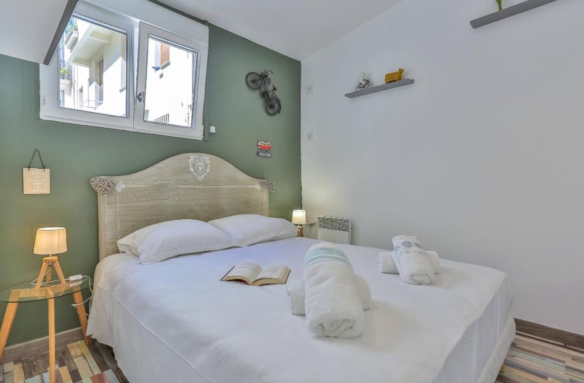 Le Refuge Avec Terrasse Et Jardin, En Plein Centre-ville, Gare 5 Minutes A Pieds Appartement *